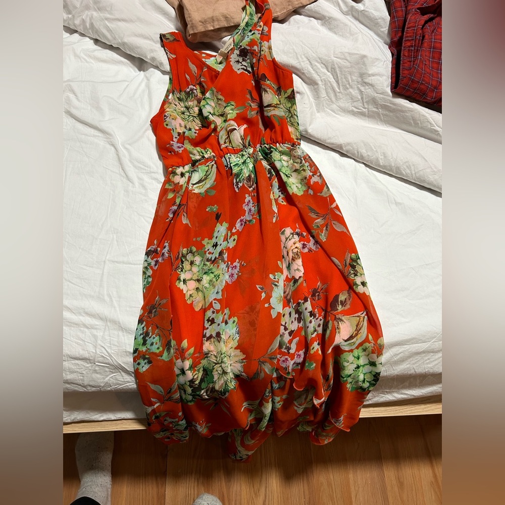 Latiste Orange dress